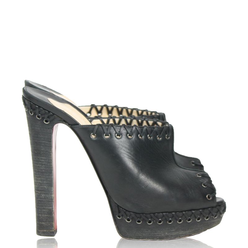 -Mule---Louboutin---Couro---Preto
