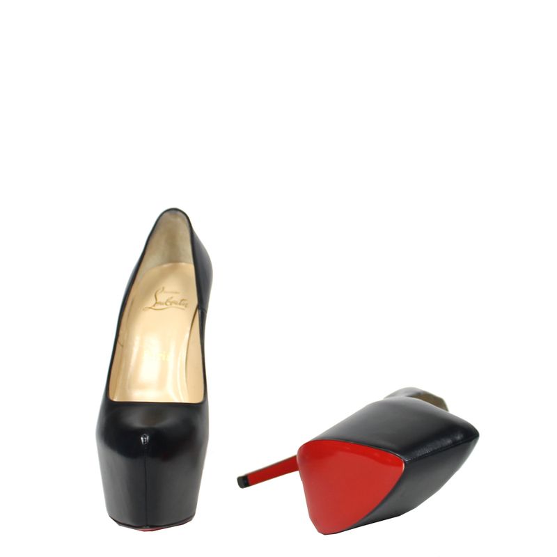 -Scarpin-Christian-Louboutin-Daffodile-Couro-Preto