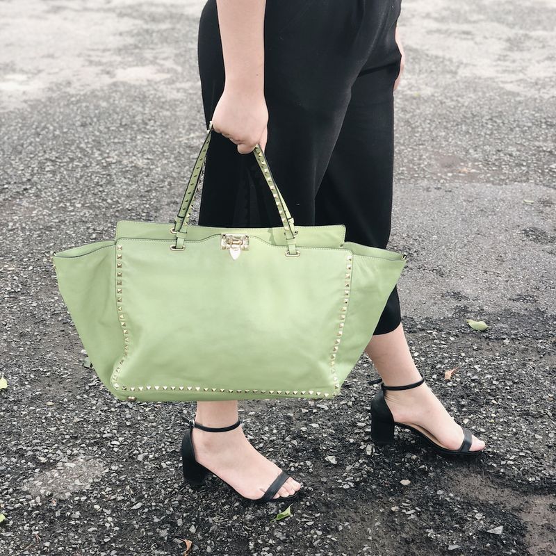 Bolsa-Valentino-Rockstud-Verde-verso
