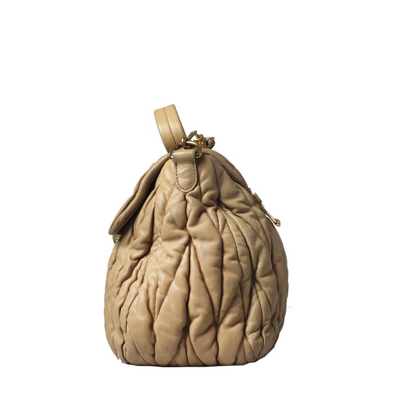 Bolsa-Miu-Miu-Matelasse-Couro-Cru