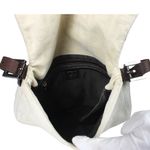 Bolsa-Fendi-Baguette-Monograma-Tecido-Off-White-