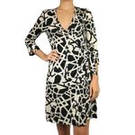 Vestido-Wrap-Dress-Diane-Von-Furstenberg-Estampado-Preto-e-Off-White