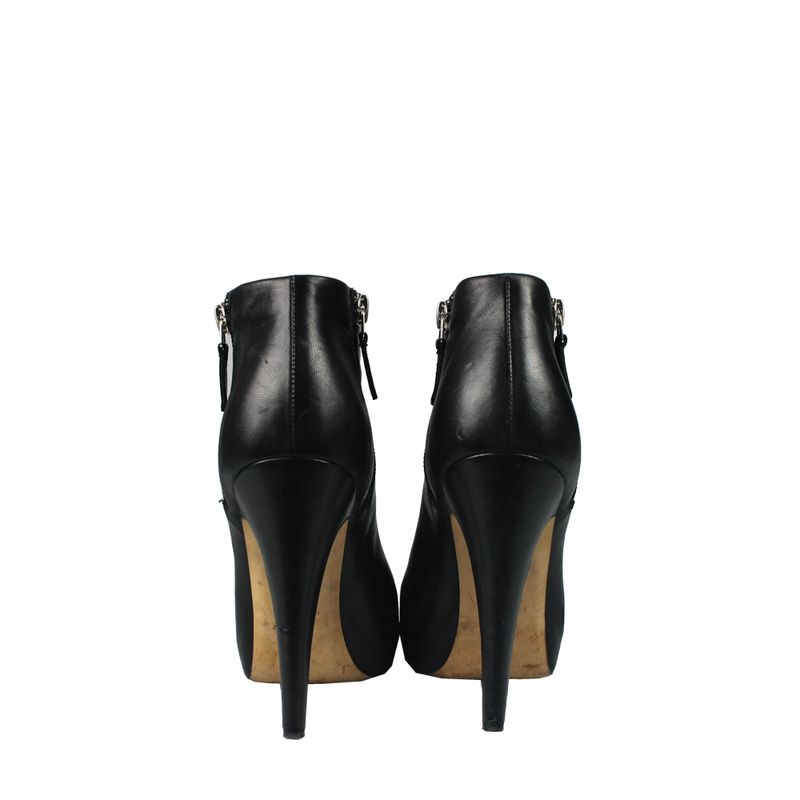Bota-Chanel-Couro-Preto