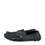 Mocassim-Louis-Vuitton-Couro-Azul-Escuro-Liso-com-Inicial-LV