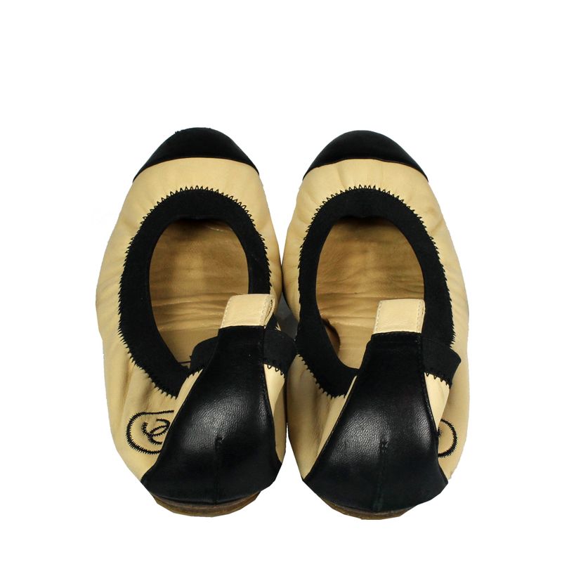 Sapatilha-Chanel-Elastico-Couro-Nude