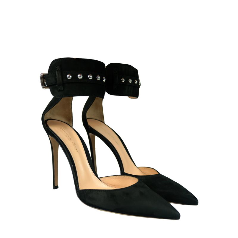 Scarpin-Gianvitto-Rossi-Camurca-Preto