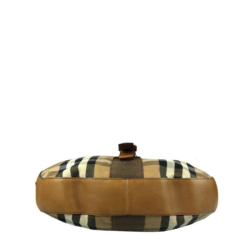 Bolsa-Burberry-Heymarket