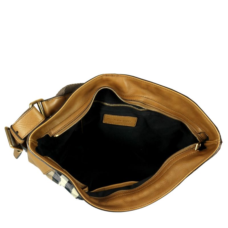 Bolsa-Burberry-Heymarket