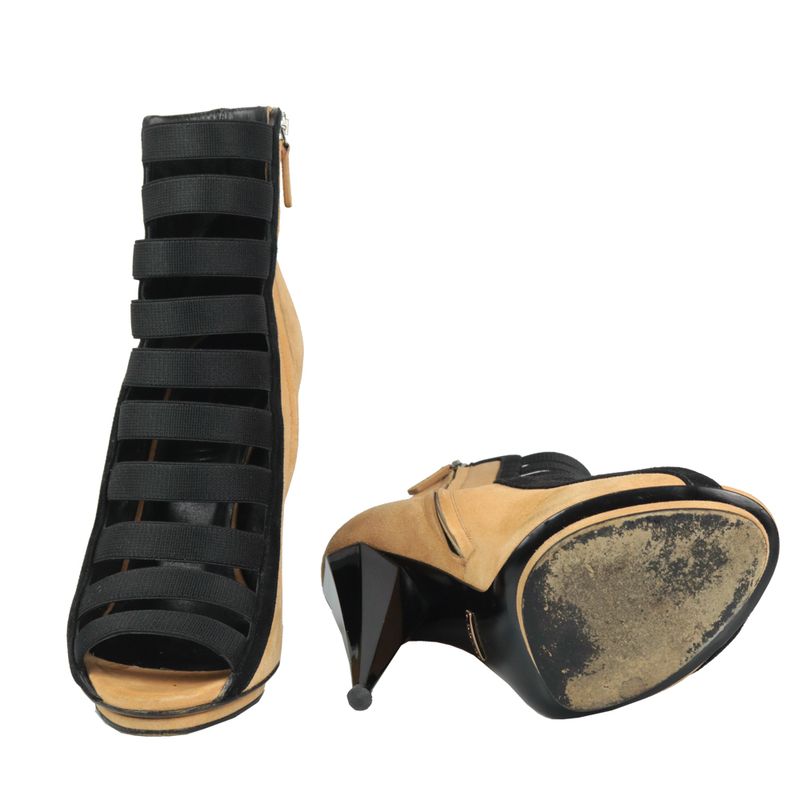Sandalia-Ankle-Boot-Gucci-Camurca-Caramelo-e-Preta