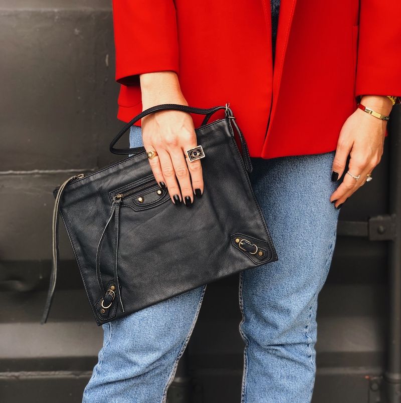 Clutch-Balenciaga-Motorcross-Couro-Azul-Marinho
