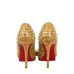 61111-Peep-Toe-Christian-Louboutin-Cortica-e-Spikes