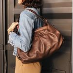 Bolsa-Fendi-Doctor-B-Couro-Cinza