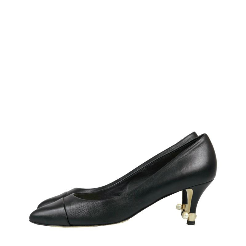 Scarpin-Chanel-Couro-Preto-Pearl