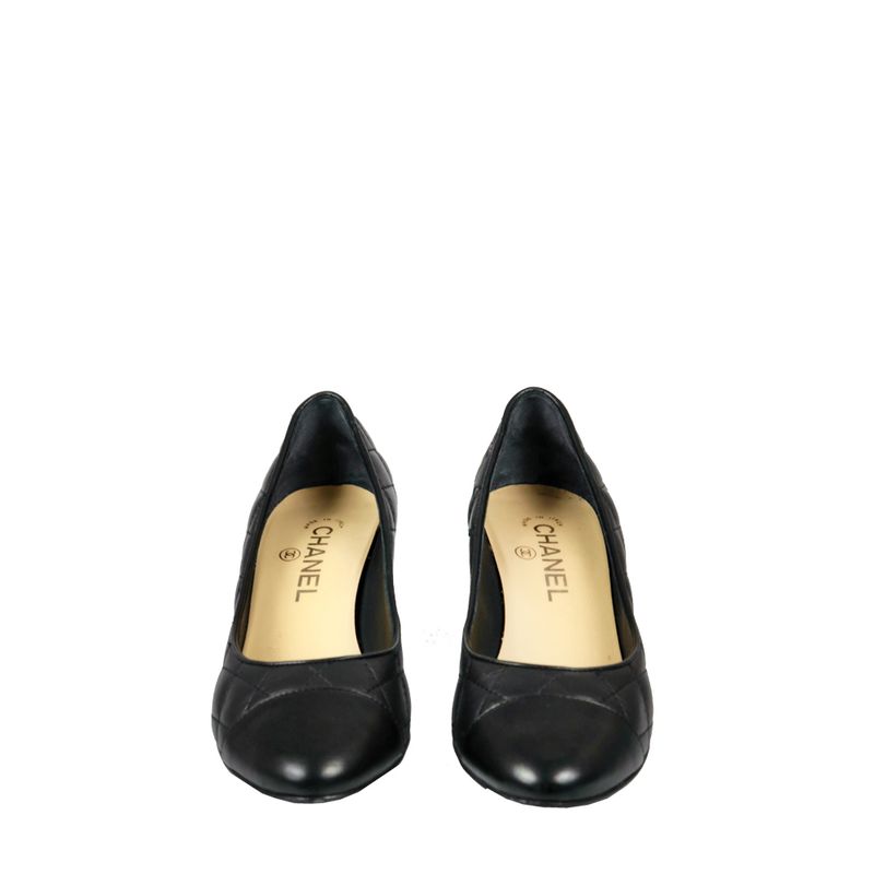 Scarpin-Chanel-Couro-Preto-Matelasse