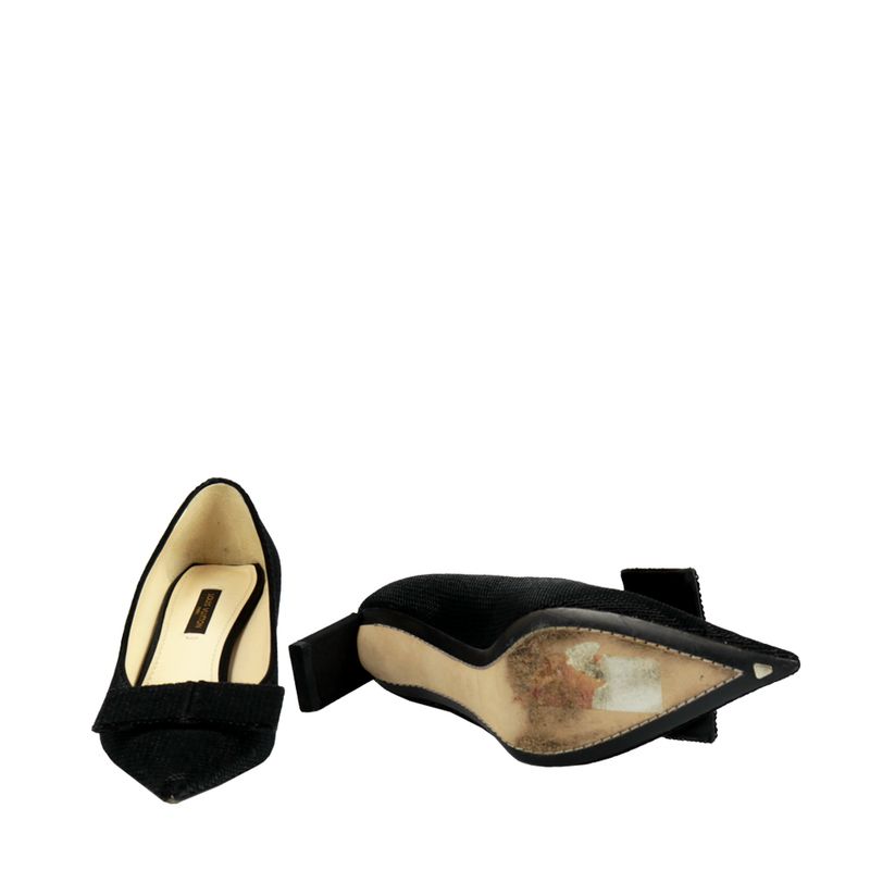 Scarpin-Louis-Vuitton-Paetes-Pretos