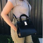 Bolsa-Salvatore-Ferragamo-Vara-Bow-Couro-Preto