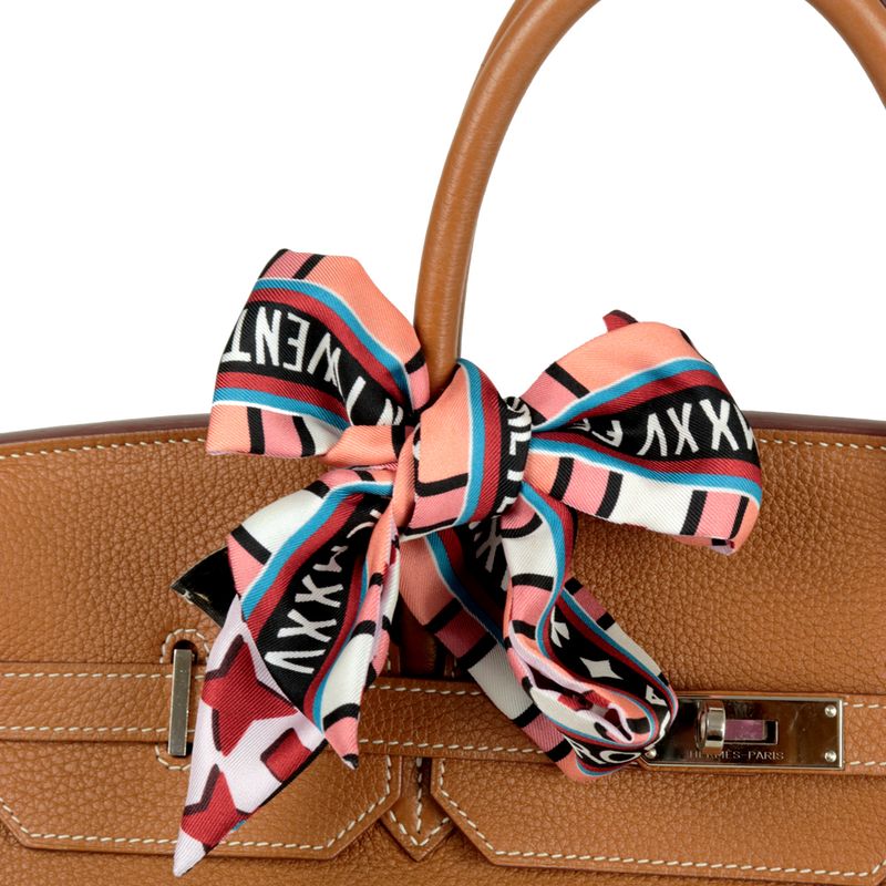 Lenco-Fendi-Fino-Estampado-Seda
