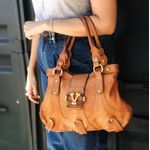 Bolsa-Valentino-Garavani-Caramelo-Media