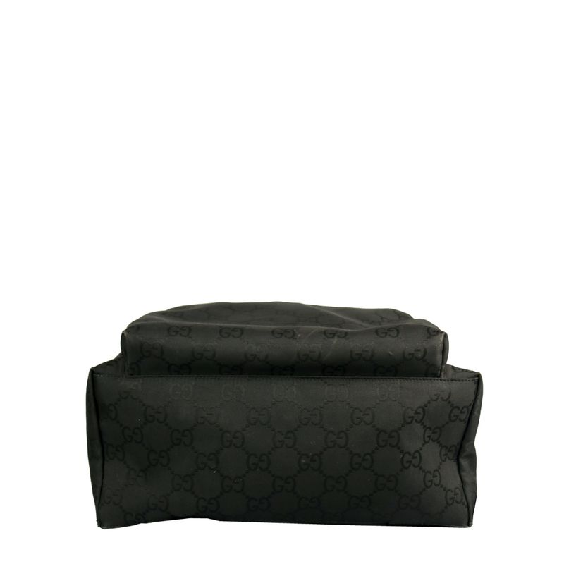 Mochila-Gucci-Monograma