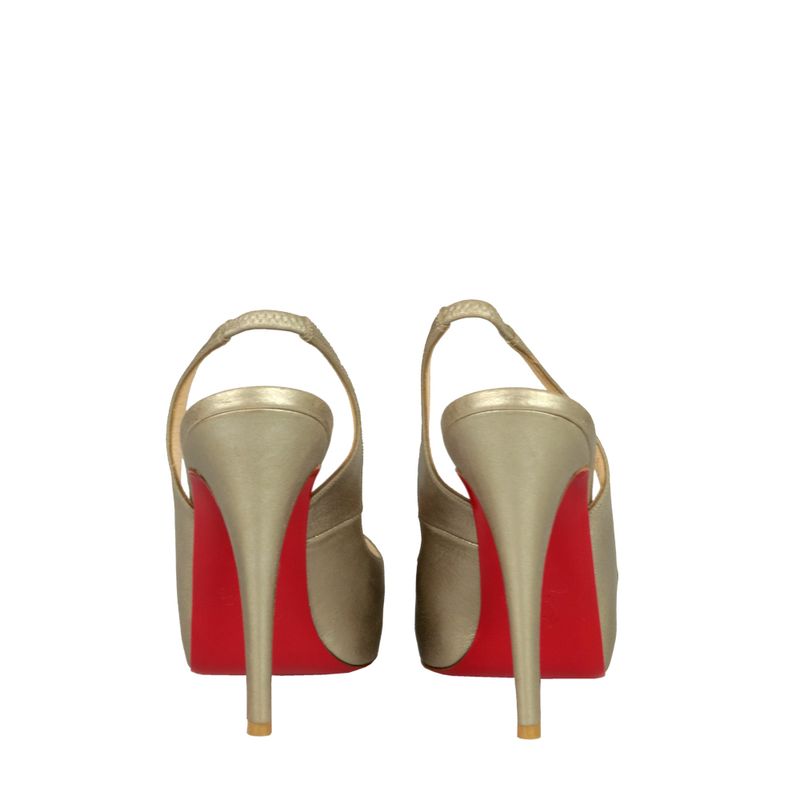 Peep-Toe-Christian-Louboutin-Chumbo-