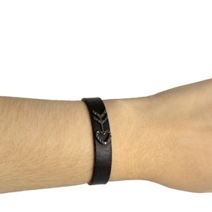 Pulseira Carla Amorim Couro e Brilhantes Negros