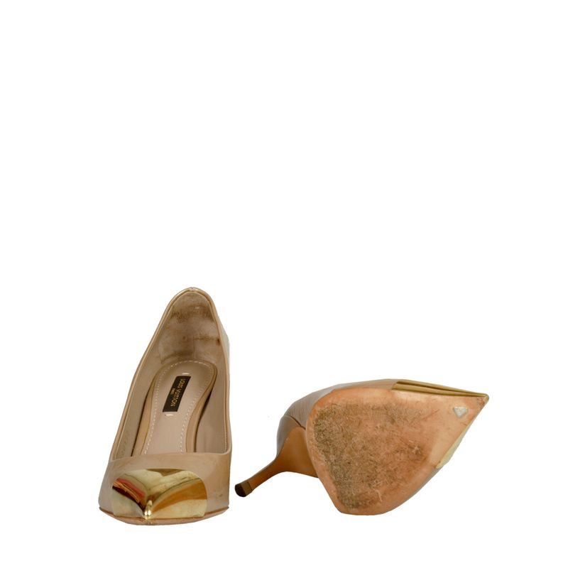 Scarpin-Louis-Vuitton-Monograma-Dourado