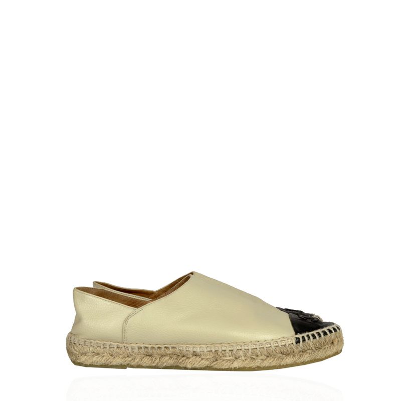 61826-Alpargata-Chanel-Couro-Bicolor
