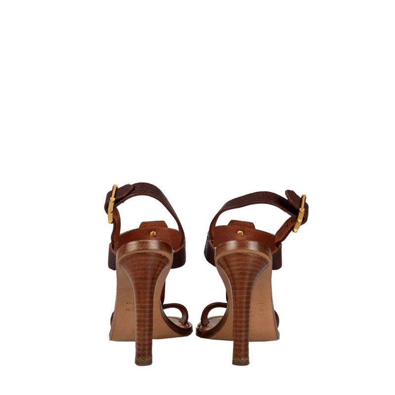 62026-Sandalia-Valentino-Couro-Bezouro-Dourado