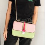 Bolsa-Valentino-Glam-Lock-Bicolor-Verde-e-Rosa