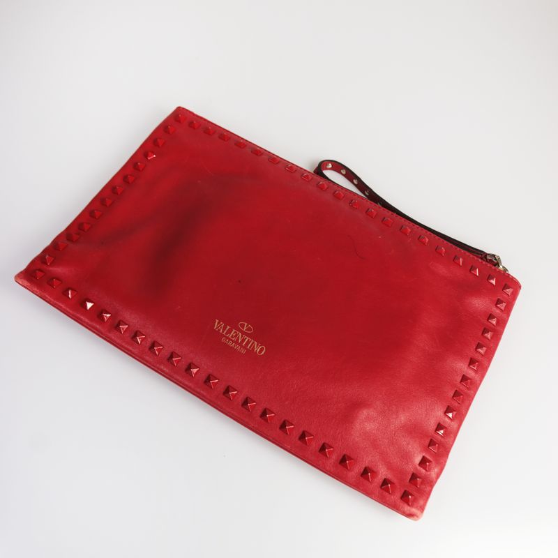 Maxi-Clutch-Valentino-Rockstud-Vermelha