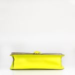 Bolsa-Valentino-Glam-Lock-Bicolor-Neon-e-Creme