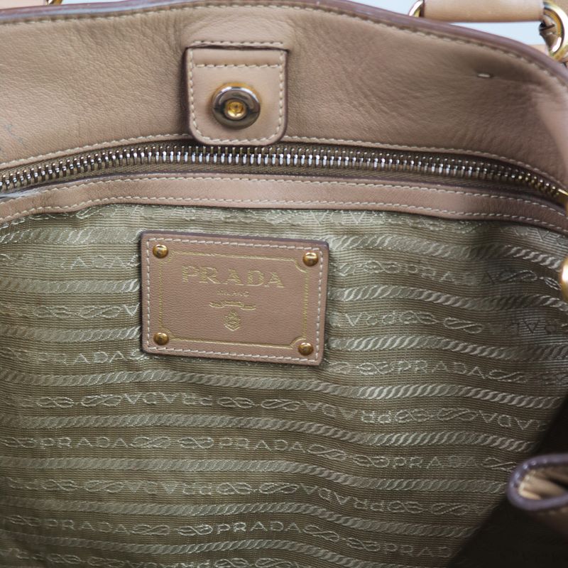 62107-Bolsa-Prada-Large-Tote-Couro-Bege