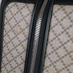 62127-Mala-de-mao-Gucci-Diamante