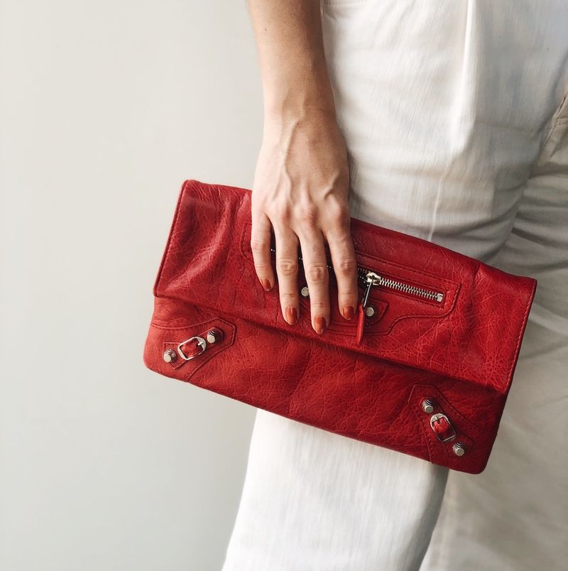 62115-Clutch-Balenciaga-Motocross-Couro-Vermelho