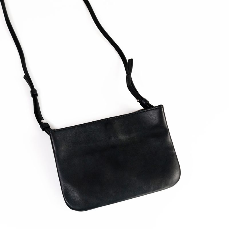Bolsa-Saint-Laurent-Envelope-Couro-Preto