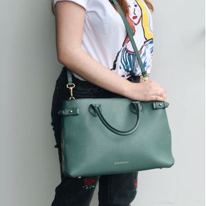 Bolsa Burberry Banner Couro Verde