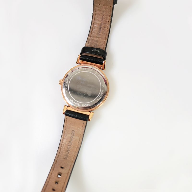Relogio-Michael-Kors-Rose-Couro-Preto