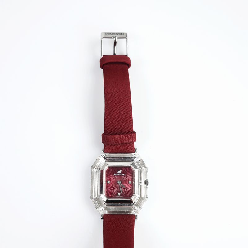 Relogio-Swarovski-Hexagonal-Vermelho