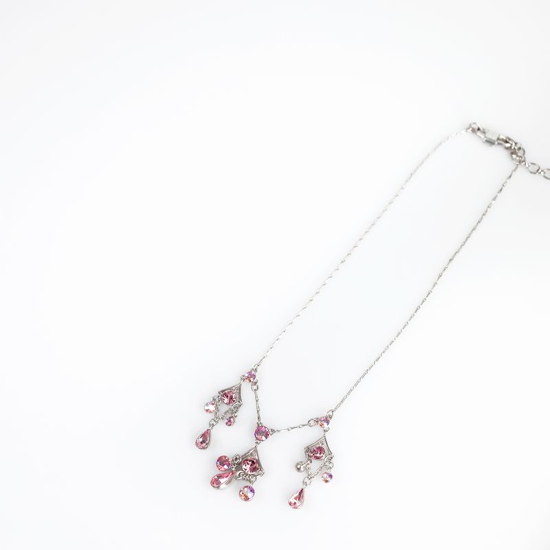 Colar-Givenchy-Prateado-Pedras-Rosa