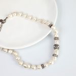 Colar-Givenchy-Perolas-Barrocas-Strass