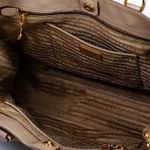 Bolsa-Prada-Galleria-Media-Bege