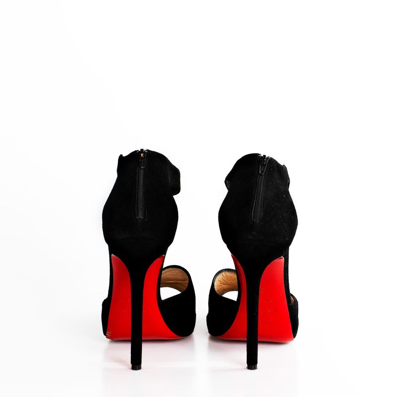 62298-Sapato-Christian-Louboutin-Camurca-Preto