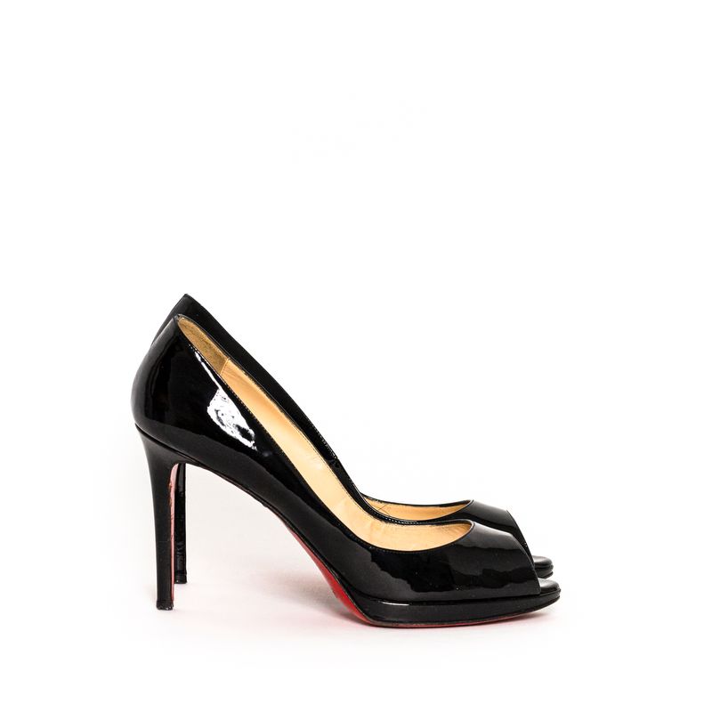 62346-Peep-Toe-Christian-Louboutin-Verniz-Preto