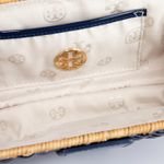 Clutch-Tory-Burch-Palha-e-Verniz-Azul