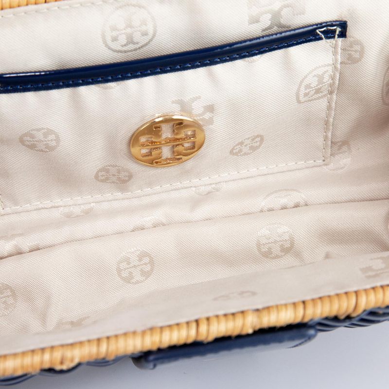Clutch-Tory-Burch-Palha-e-Verniz-Azul