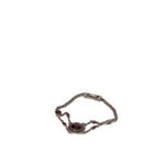 Pulseira-Givenchy-Negro-e-Pedra-Vermelha