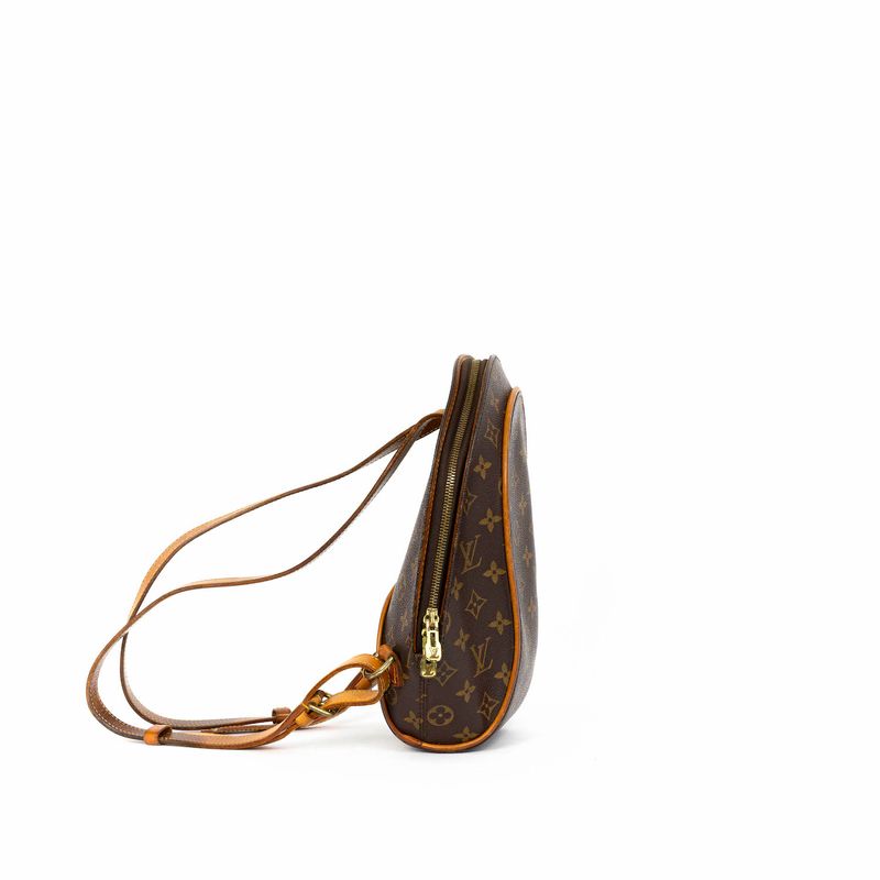 Mochila-Louis-Vuitton-Ellipse-Monograma