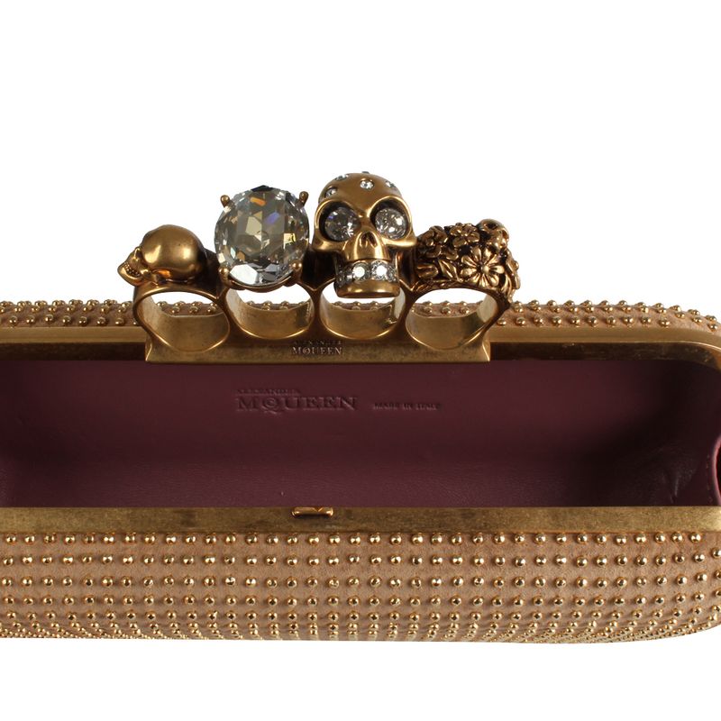 Clutch-A.-Mc-Queen-Tachas-Dourada