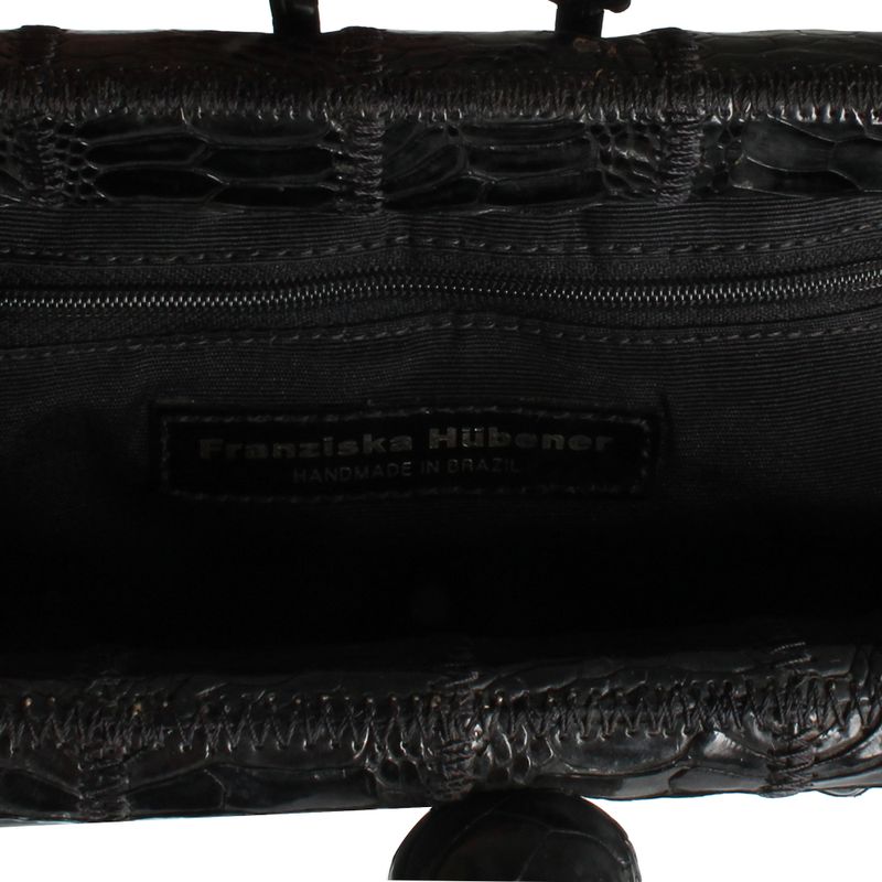 Clutch-Fransziska-Hubener-de-Piton-Preto