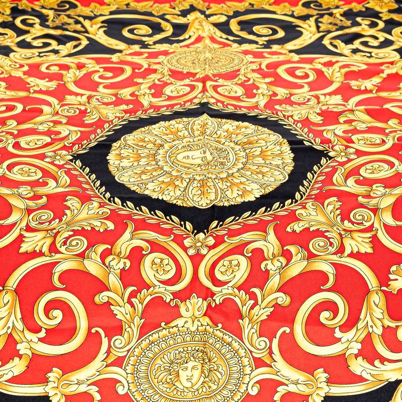 62538-Lenco-Versace-Vermelho-Preto-e-Amarelo